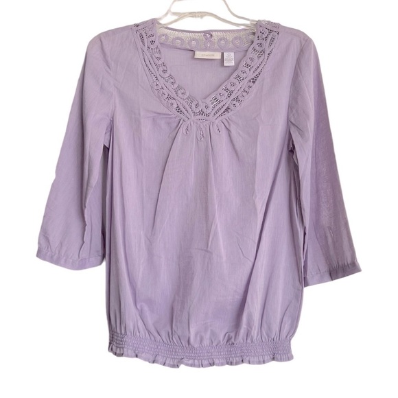 Chico’s Lavender Blouse With Lace Neck Detail & Elastic At Waist Size 0 (4) - Picture 1 of 8
